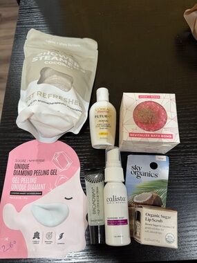 Coconut Organic Sugar Lip Scrub - Pink